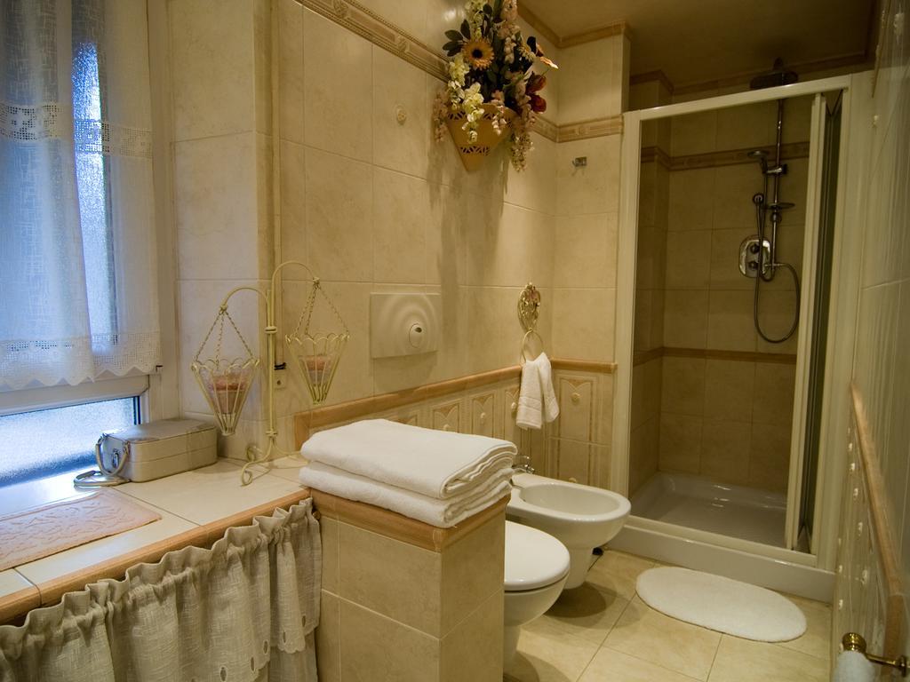 B&B Les Suites Rome Kamer foto