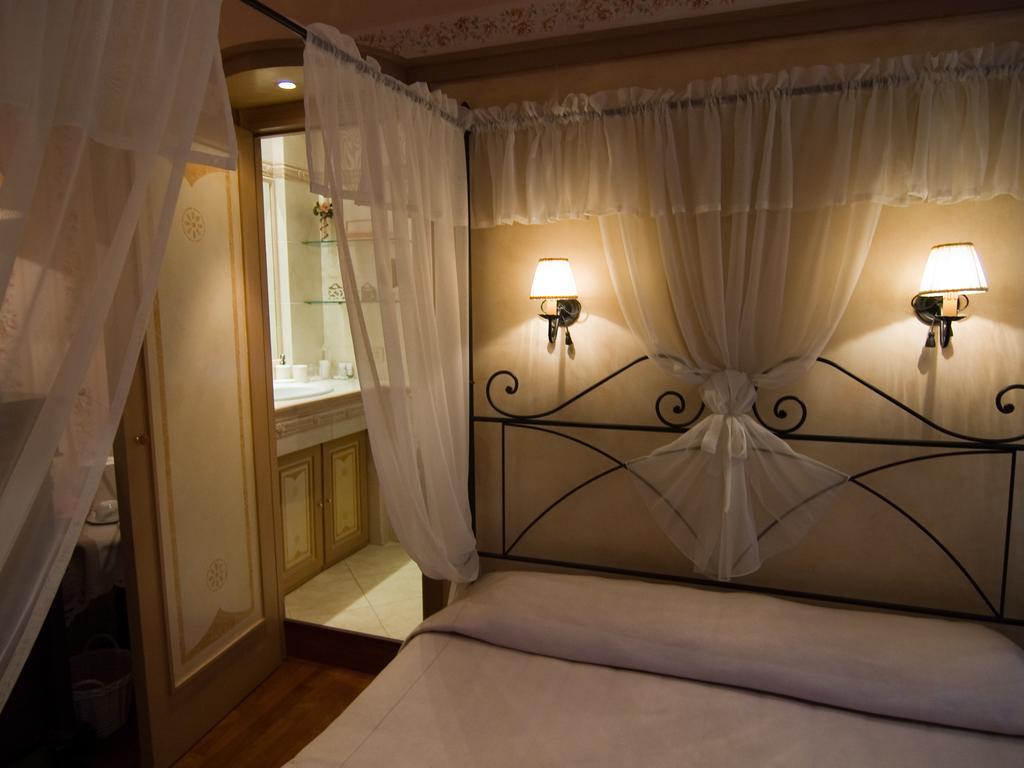 B&B Les Suites Rome Kamer foto