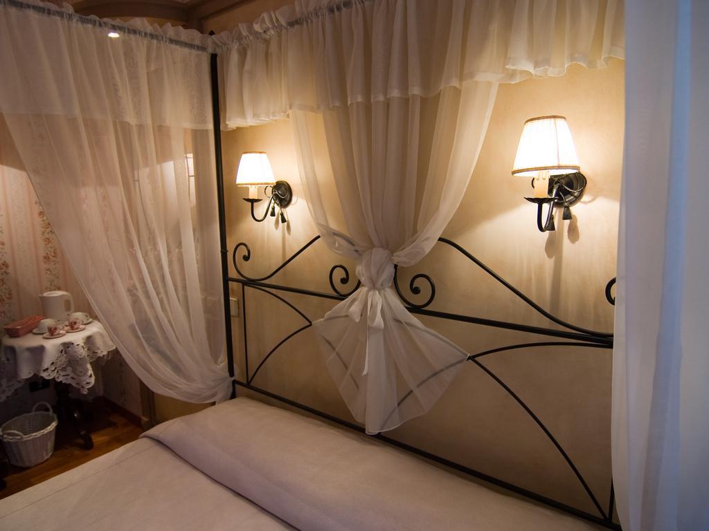 B&B Les Suites Rome Kamer foto